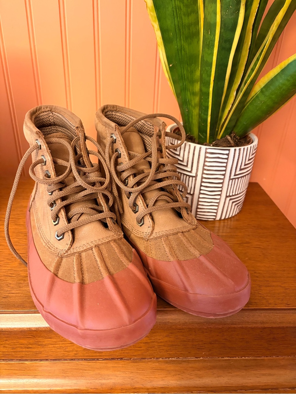 L.L.Bean Women’s Bean Boots Size 7 – Tan/Brown & Rose Duck Boots